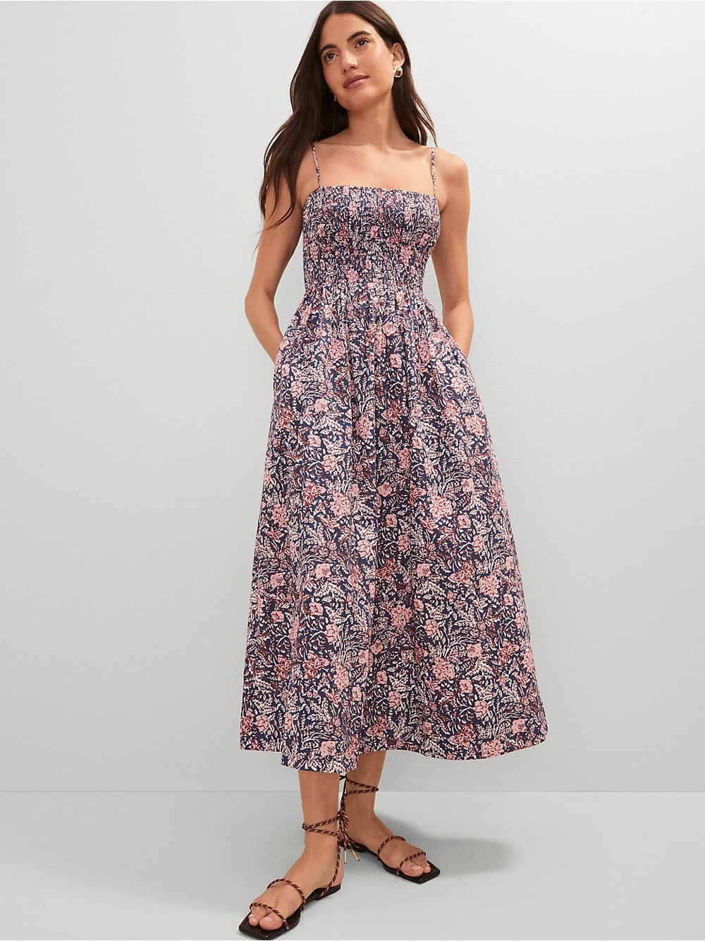 Ann Taylor | Weekend Floral Ruched Midi Dress
